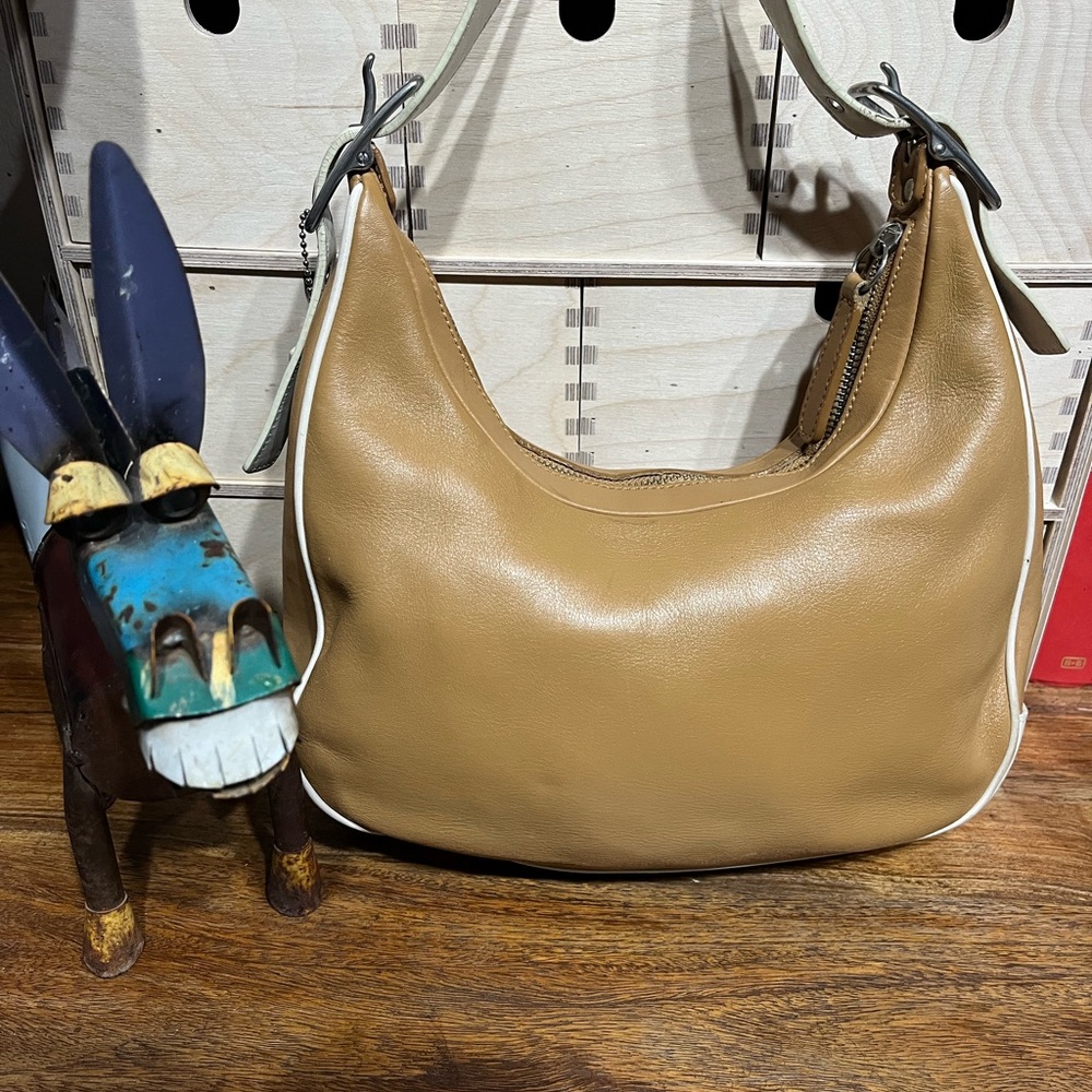 Vintage Coach Leagacy West Zoe Leather hobo bag 9342